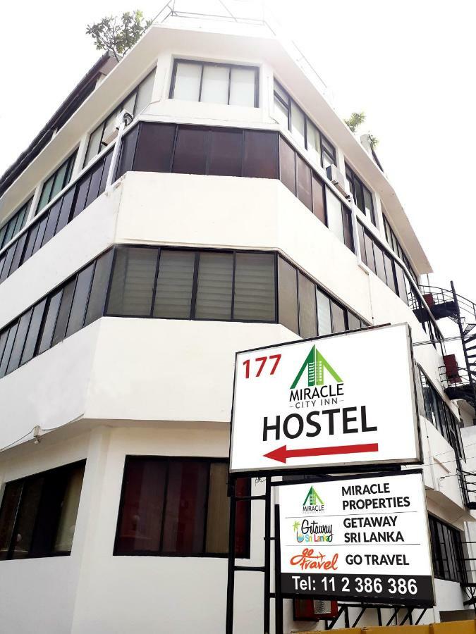 Miracle Colombo City Hostel Экстерьер фото
